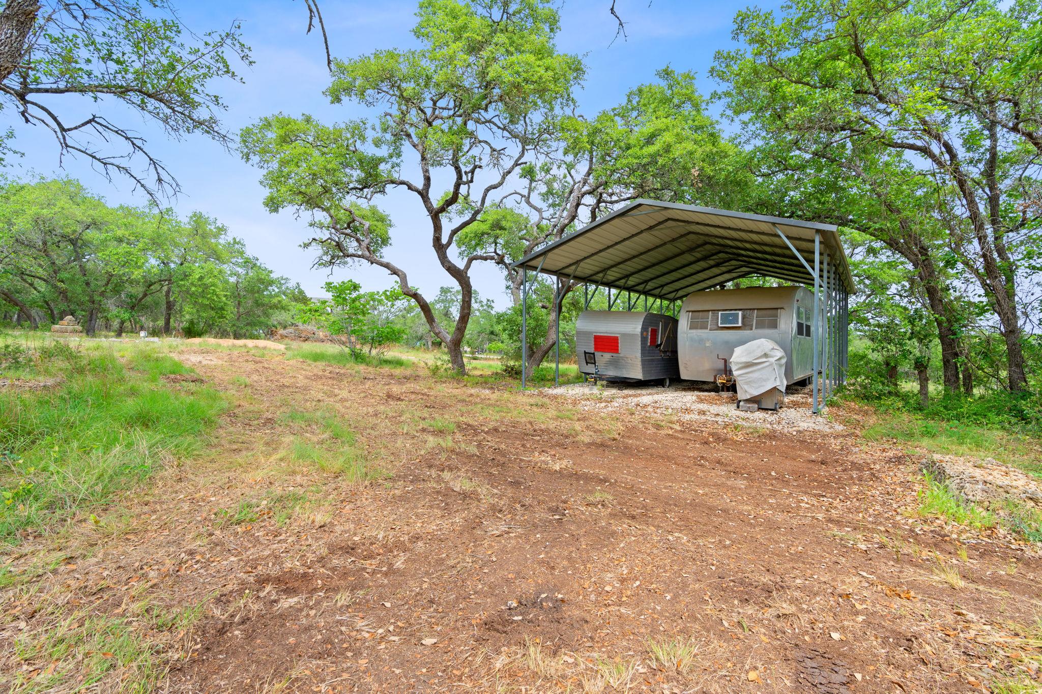 385 Country Lane Dripping Springs TX 78620