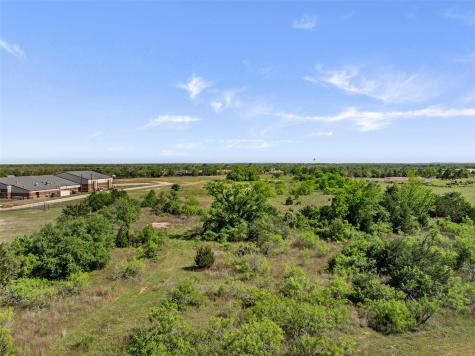 1010 E Industry Street Giddings TX 78942