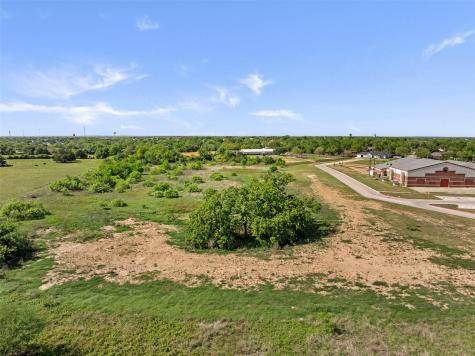 1010 E Industry Street Giddings TX 78942