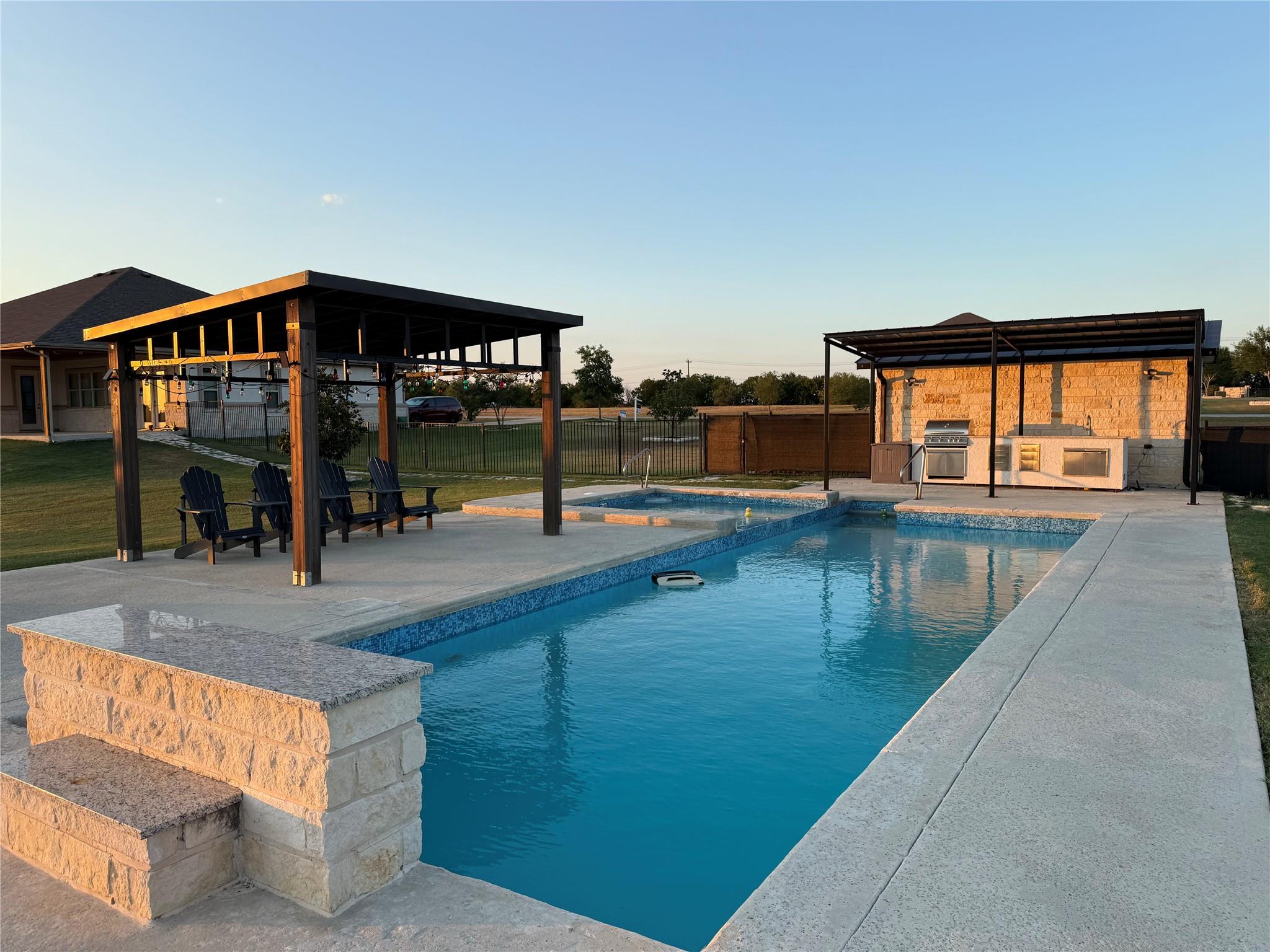 474 Peck Kyle TX 78640