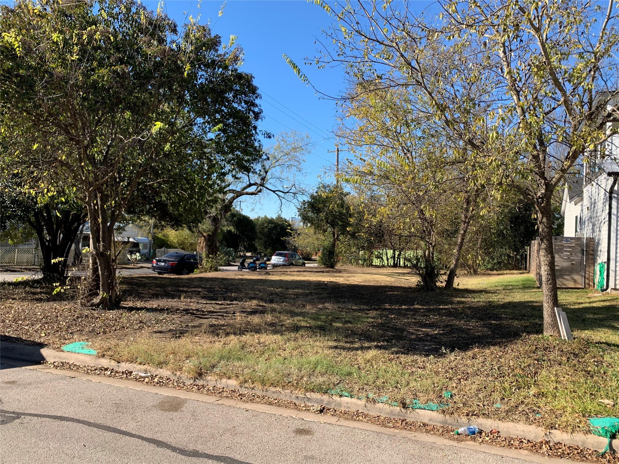 1600 Walnut Avenue Austin TX 78702