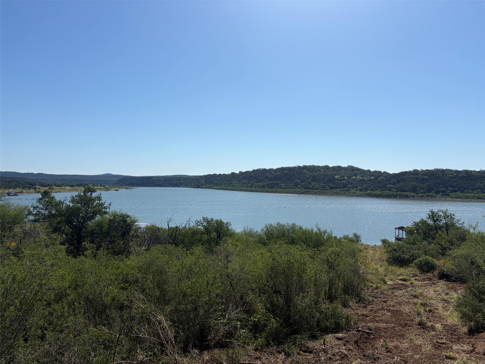 127 Lake View Drive Spicewood TX 78669