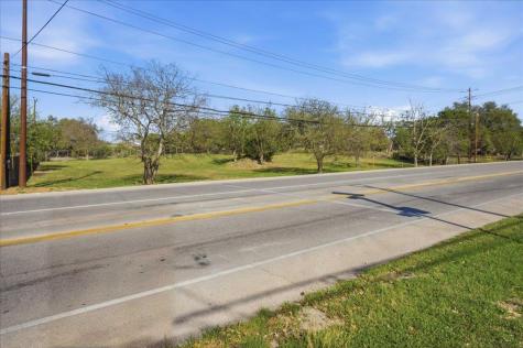 1526 Rr 12 Circle San Marcos TX 78666