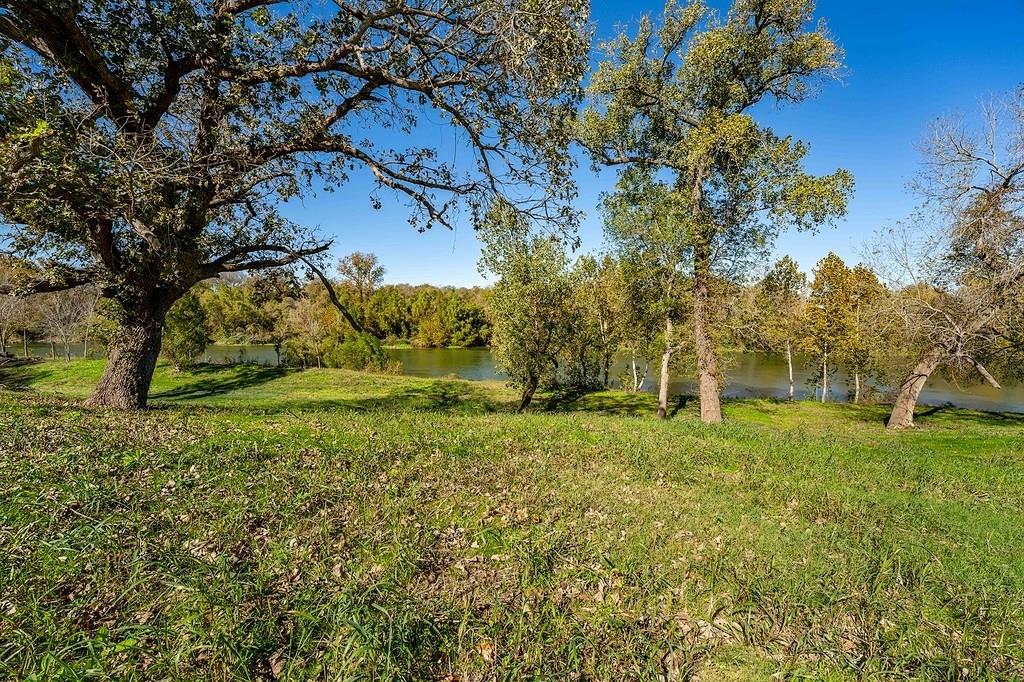 Lot 4 Fayette Shores Cove West Point TX 78963