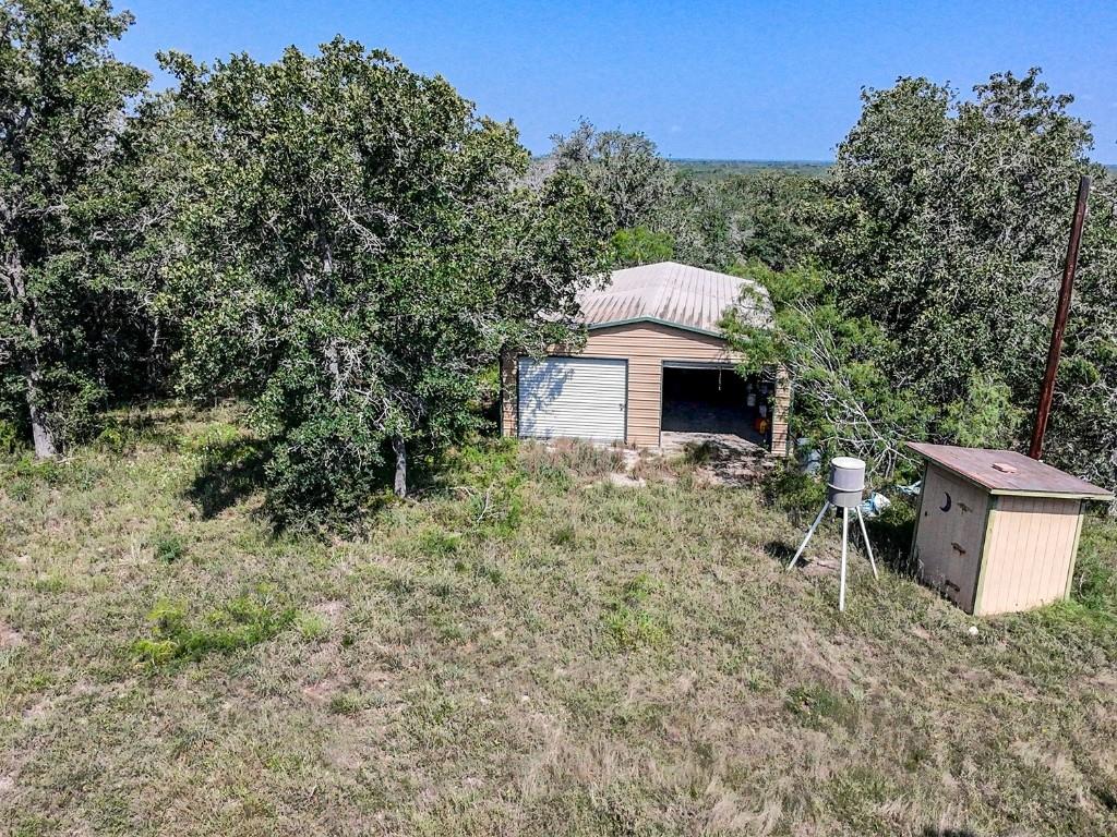 502 Robertson Road Smiley TX 78159