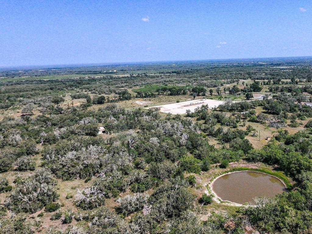 502 Robertson Road Smiley TX 78159