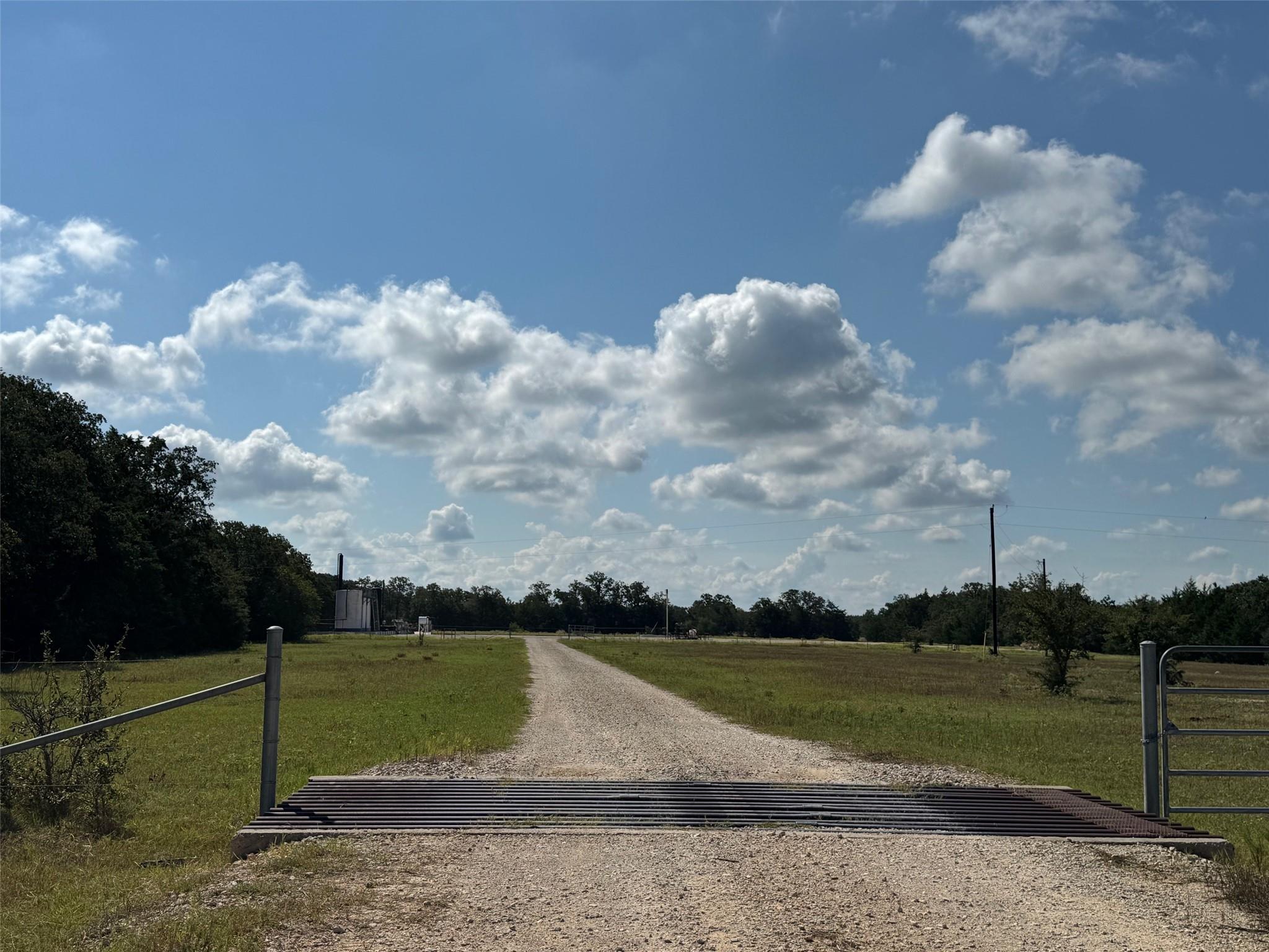 13115 Schoenemann Road Carmine TX 78932