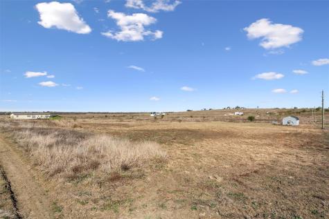 422 County Road 451 Road Coupland TX 78615