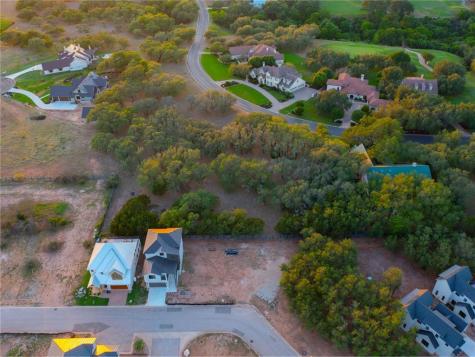 26039 Masters Parkway Spicewood TX 78669