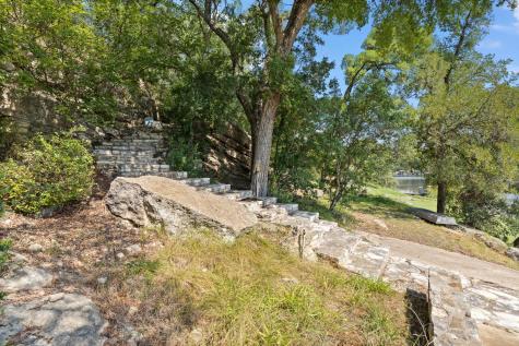 1517 Likeness Road Spicewood TX 78669