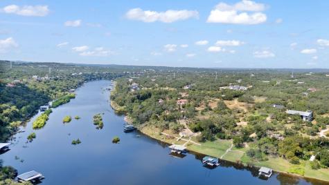 1517 Likeness Road Spicewood TX 78669