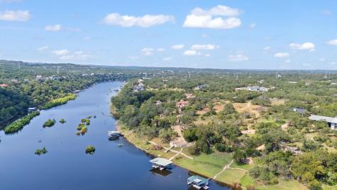 1517 Likeness Road Spicewood TX 78669