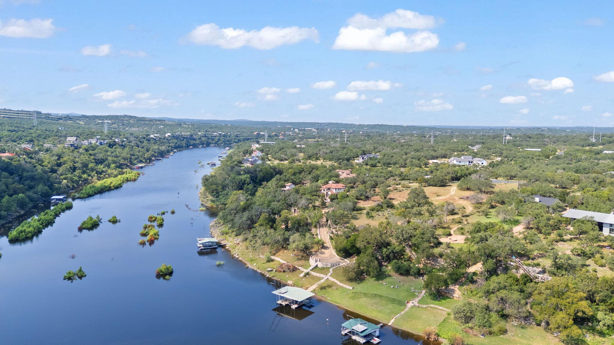 1517 Likeness Road Spicewood TX 78669