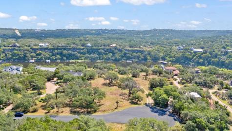 1517 Likeness Road Spicewood TX 78669