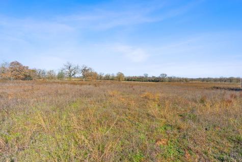 10996 Us Highway 90 W Harwood TX 78632
