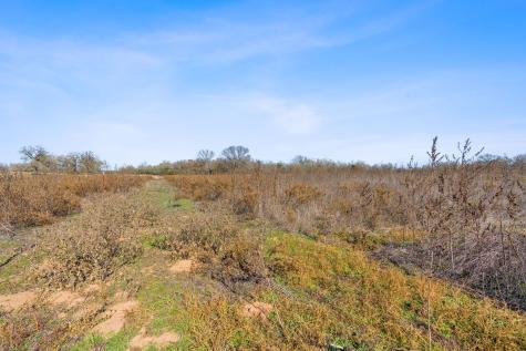 10996 Us Highway 90 W Harwood TX 78632