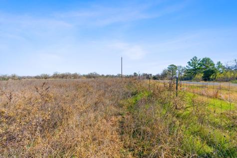 10996 Us Highway 90 W Harwood TX 78632