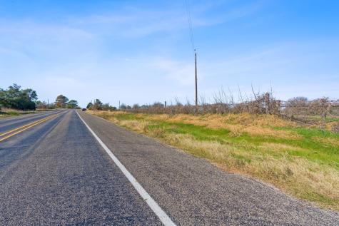10996 Us Highway 90 W Harwood TX 78632