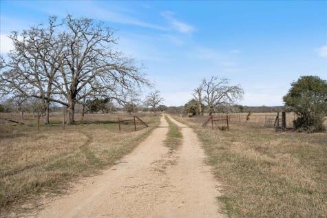 4504 State Highway 304 Rosanky TX 78953