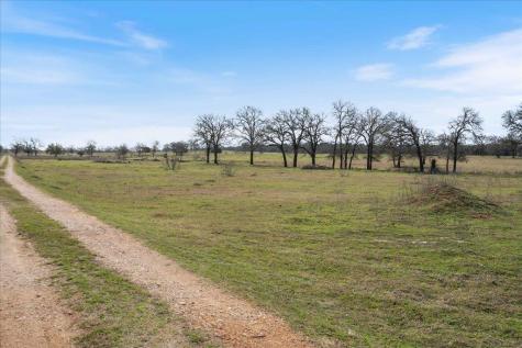 4504 State Highway 304 Rosanky TX 78953