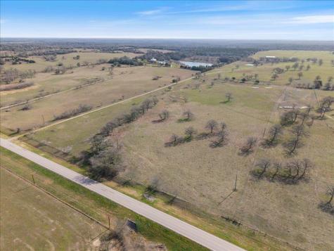 4504 State Highway 304 Rosanky TX 78953
