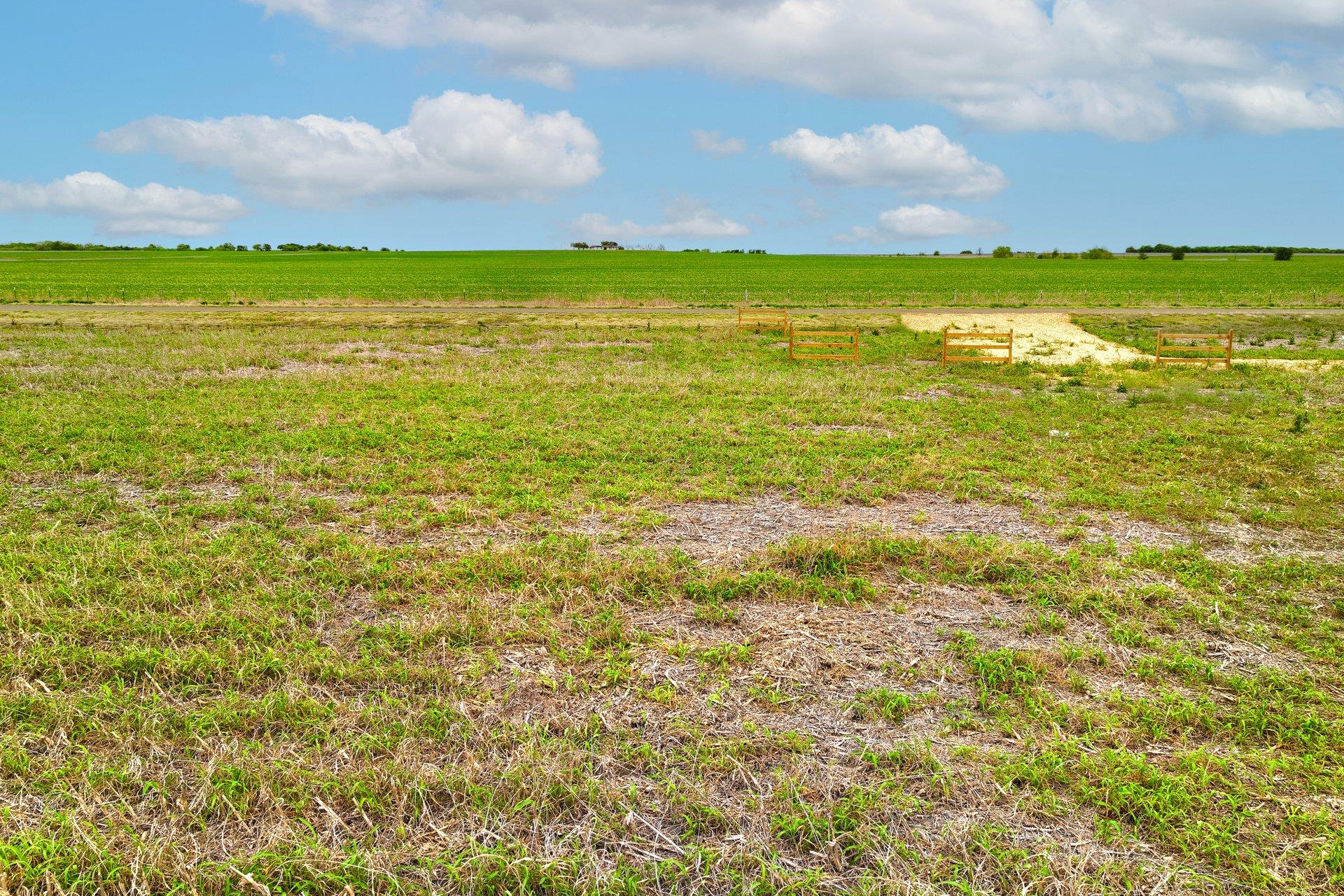 2944 County Road 425 Thorndale TX 76577