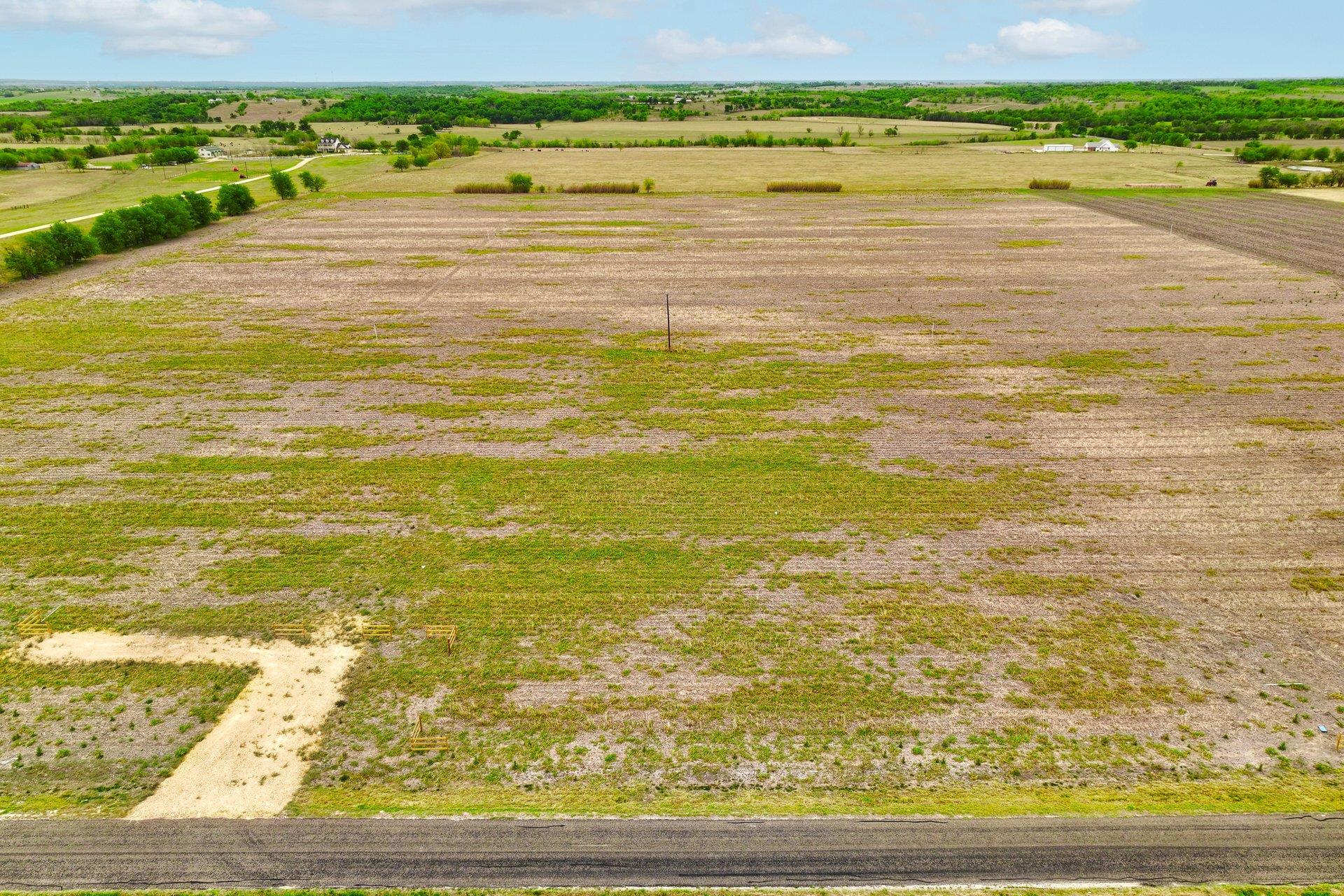 2944 County Road 425 Thorndale TX 76577