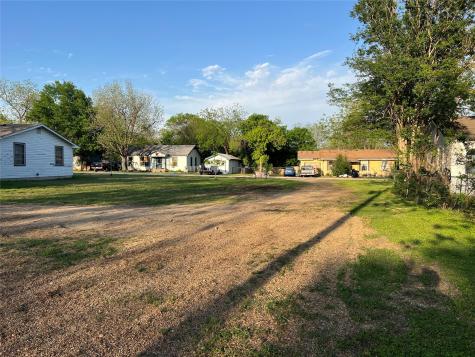 504 Alva Street Thrall TX 76578