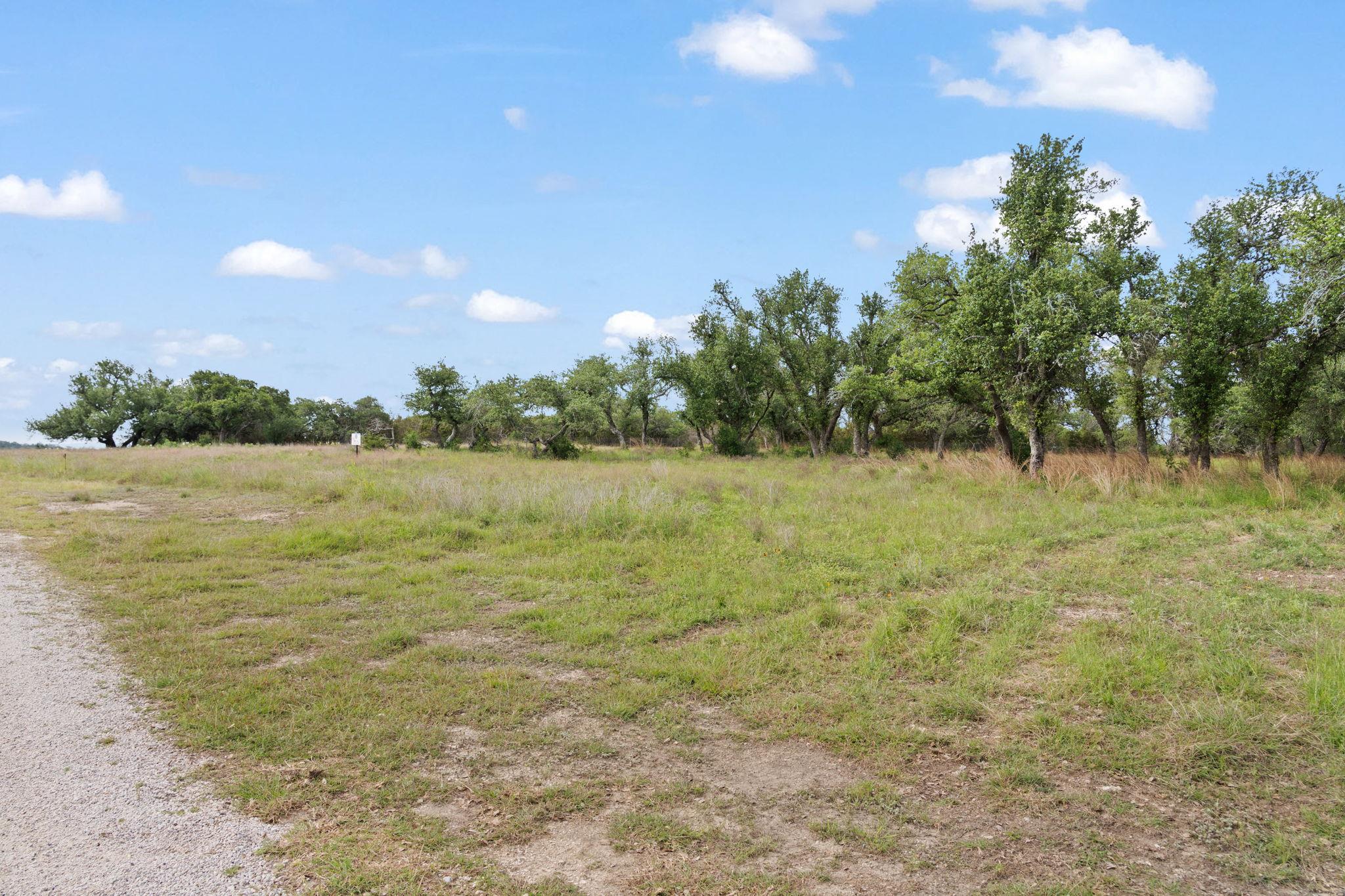 120 Trophy Oak Point Fredericksburg TX 78624