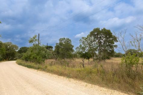 Lot 9 Tenney Creek Road Luling TX 78644