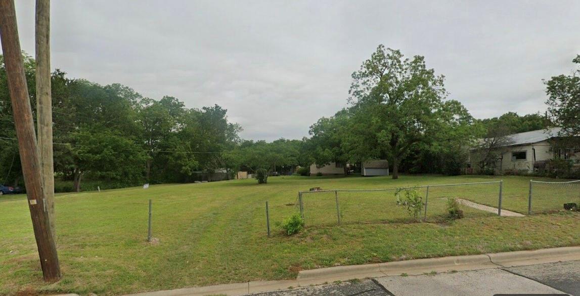 510 W Brenham Street Elgin TX 78621