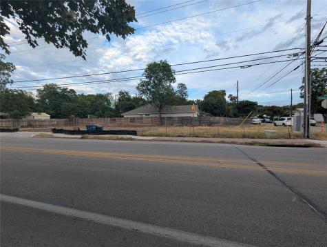 7403A Guadalupe Street Austin TX 78752
