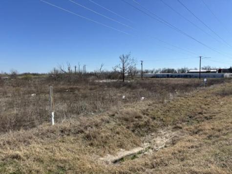 4030 N Main Street Street Taylor TX 76574