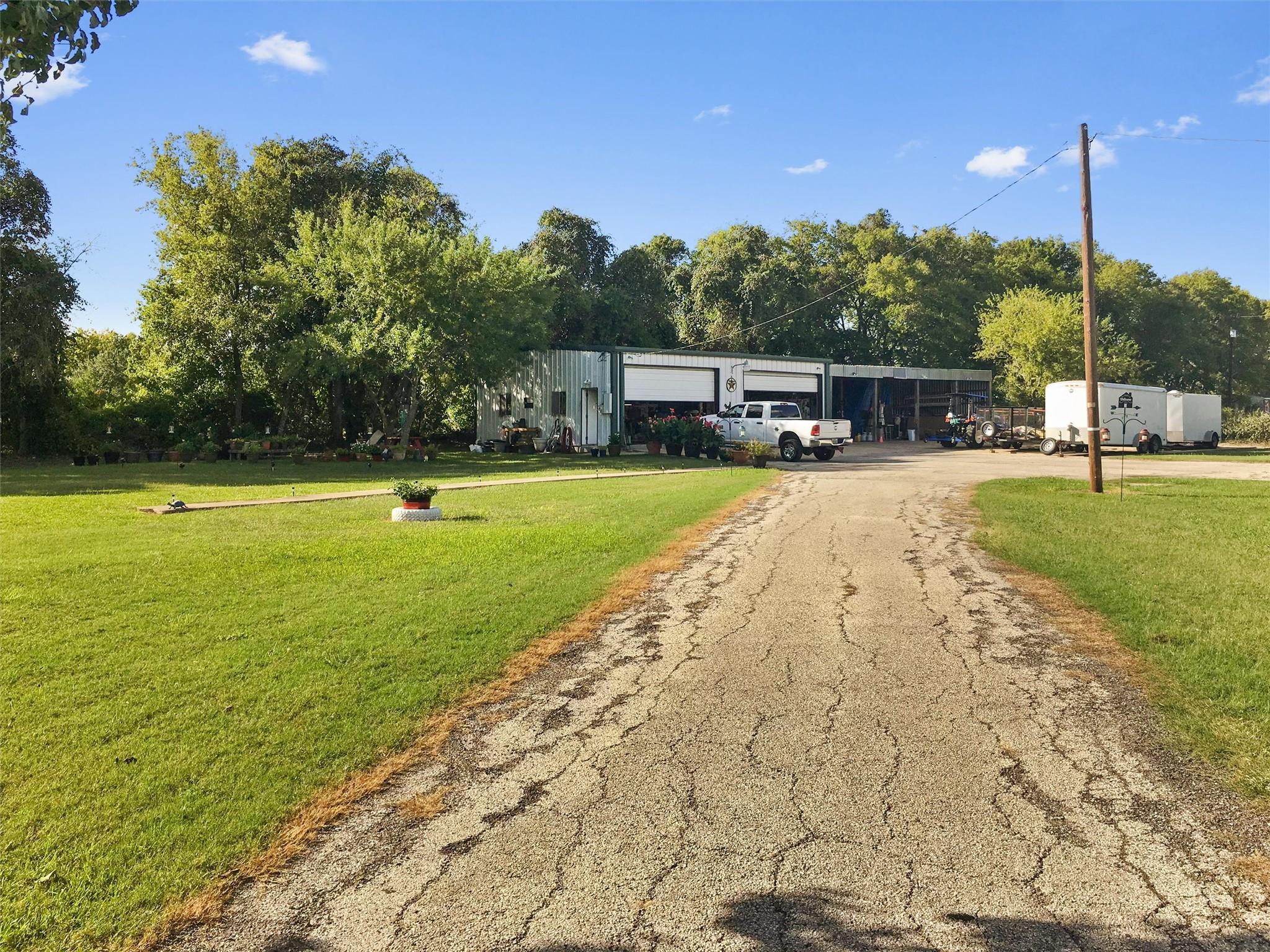 16351 Fm 1660 Taylor TX 76574