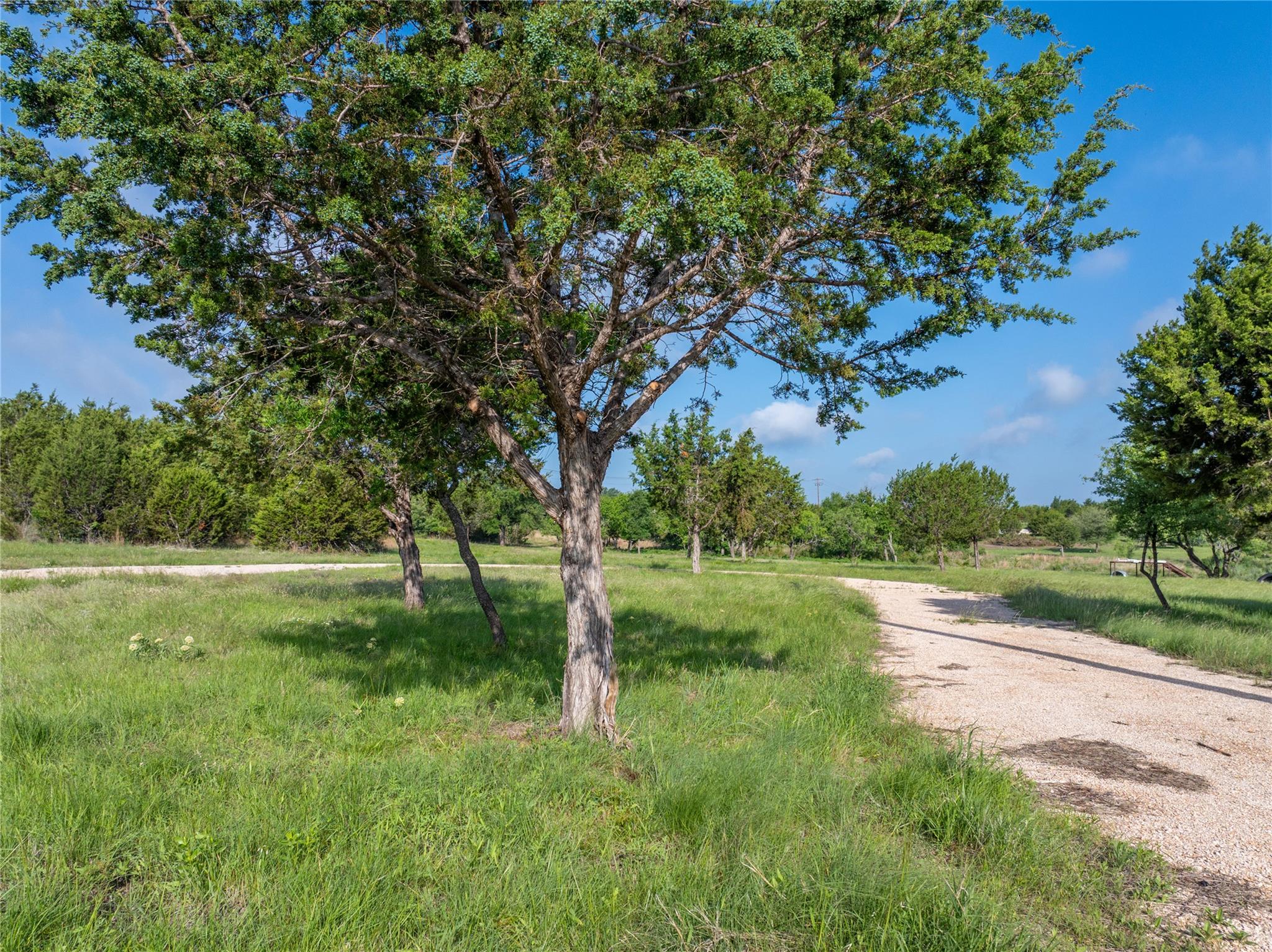 000 Cr103 Burnet TX 76550