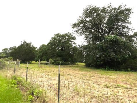 160 Rosanky Cattle Company Road Smithville TX 78957
