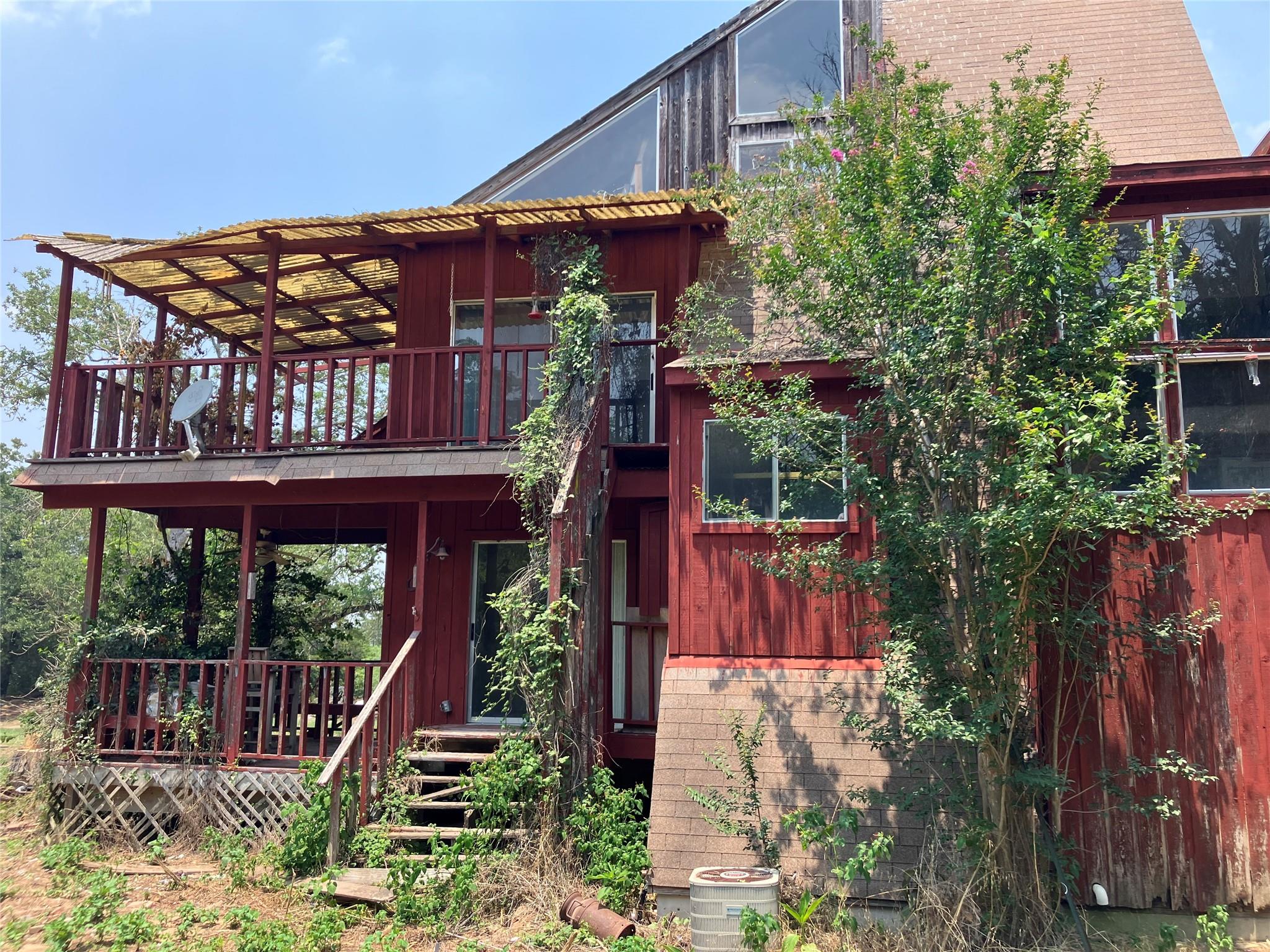 693 Saint Mary's Road Rosanky TX 78953