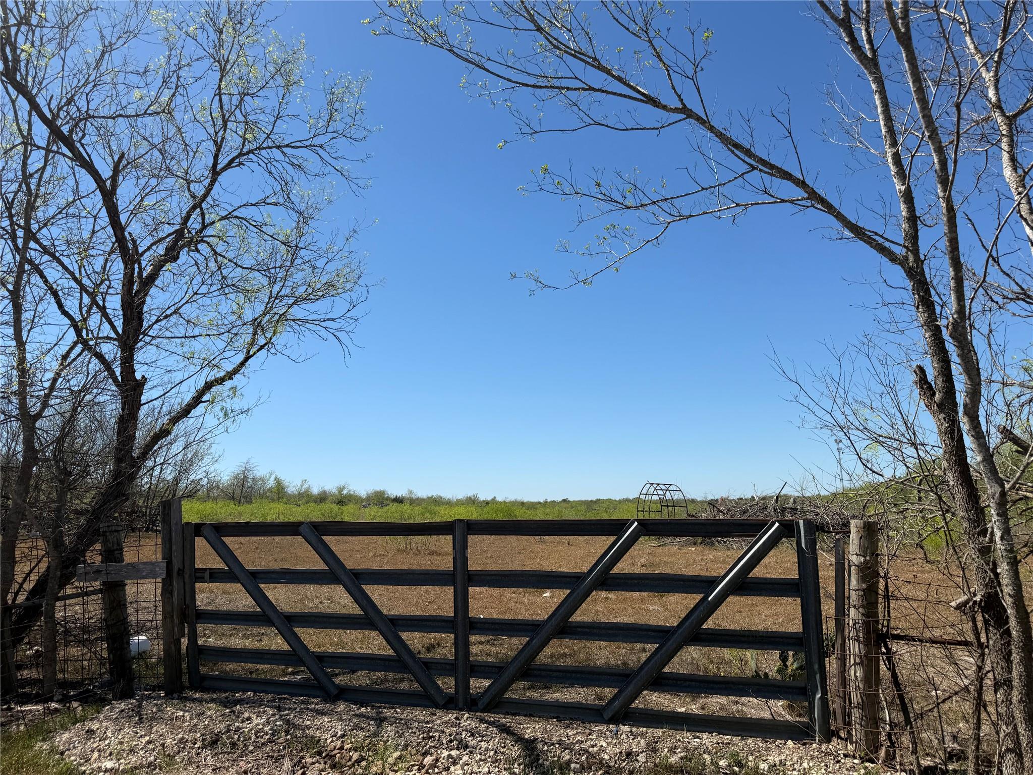 12129 Glass Road Buda TX 78610