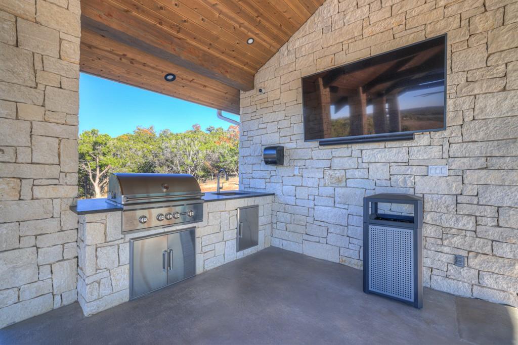 1736 Demi John Bend Road Canyon Lake TX 78133
