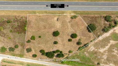 2063 N Magnolia Avenue Luling TX 78648