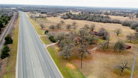 1682 W Us Highway 79 Rockdale TX 76567