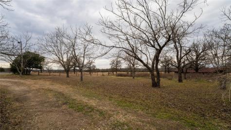 1682 W Us Highway 79 Rockdale TX 76567