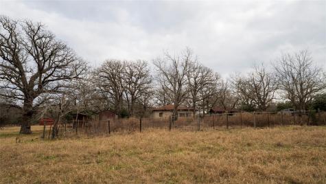 1682 W Us Highway 79 Rockdale TX 76567