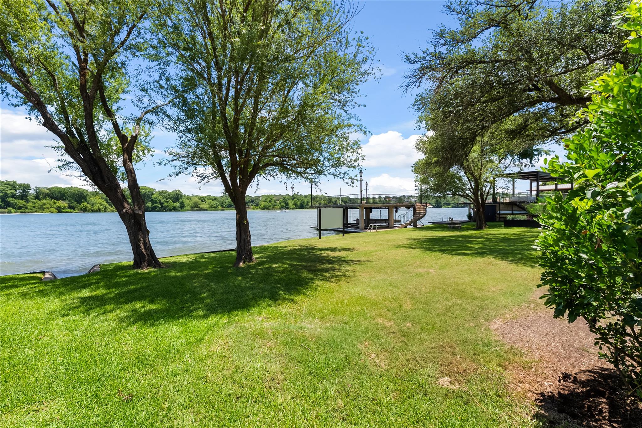 2917 Westlake Cove Austin TX 78746