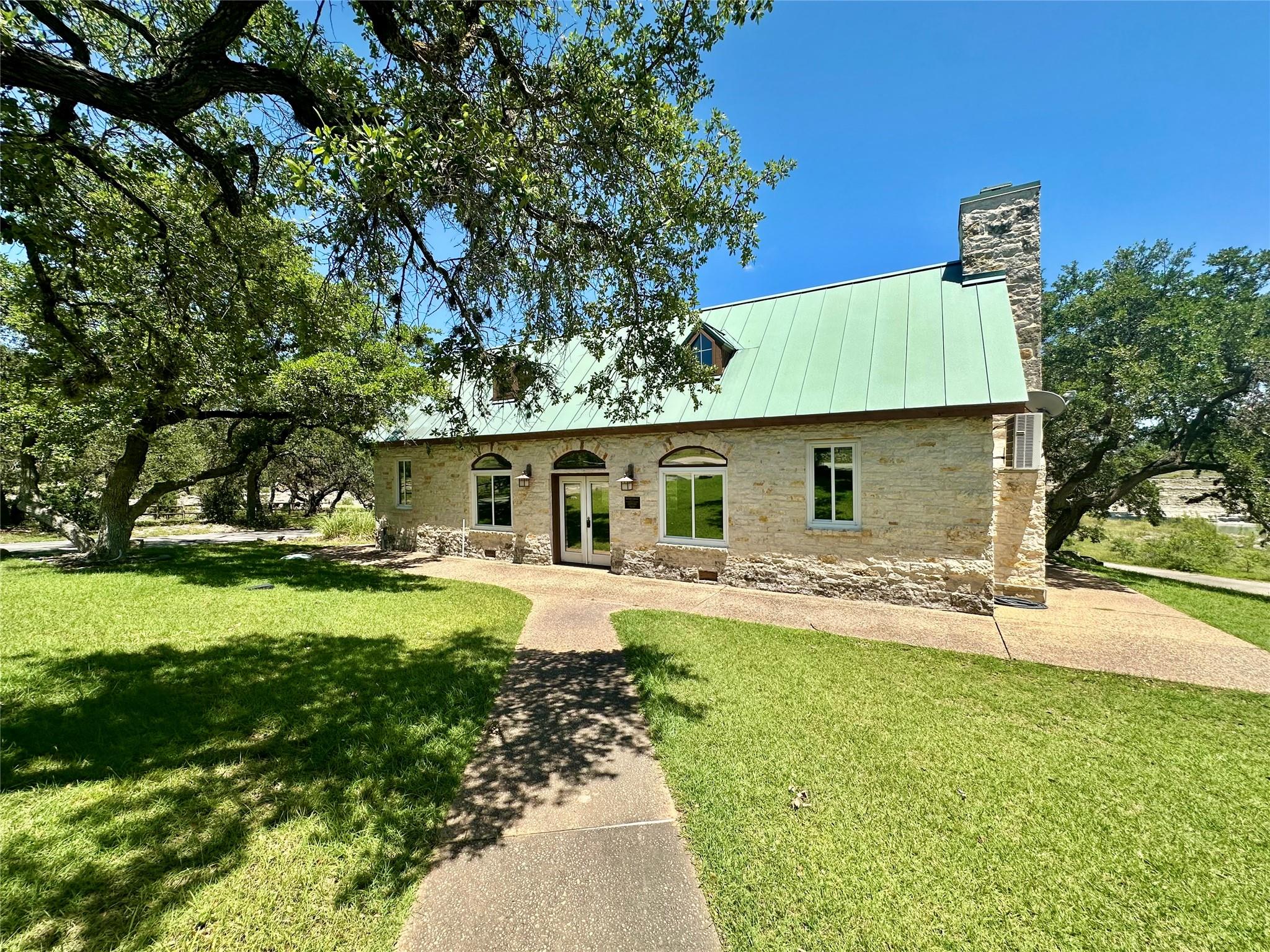 105 N Angel Light Drive Spicewood TX 78669