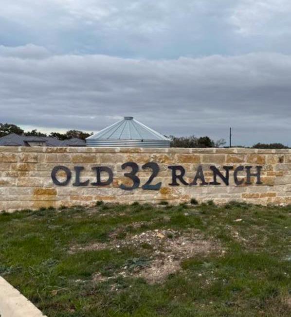 000 Windmill Ridge Drive Blanco TX 78606