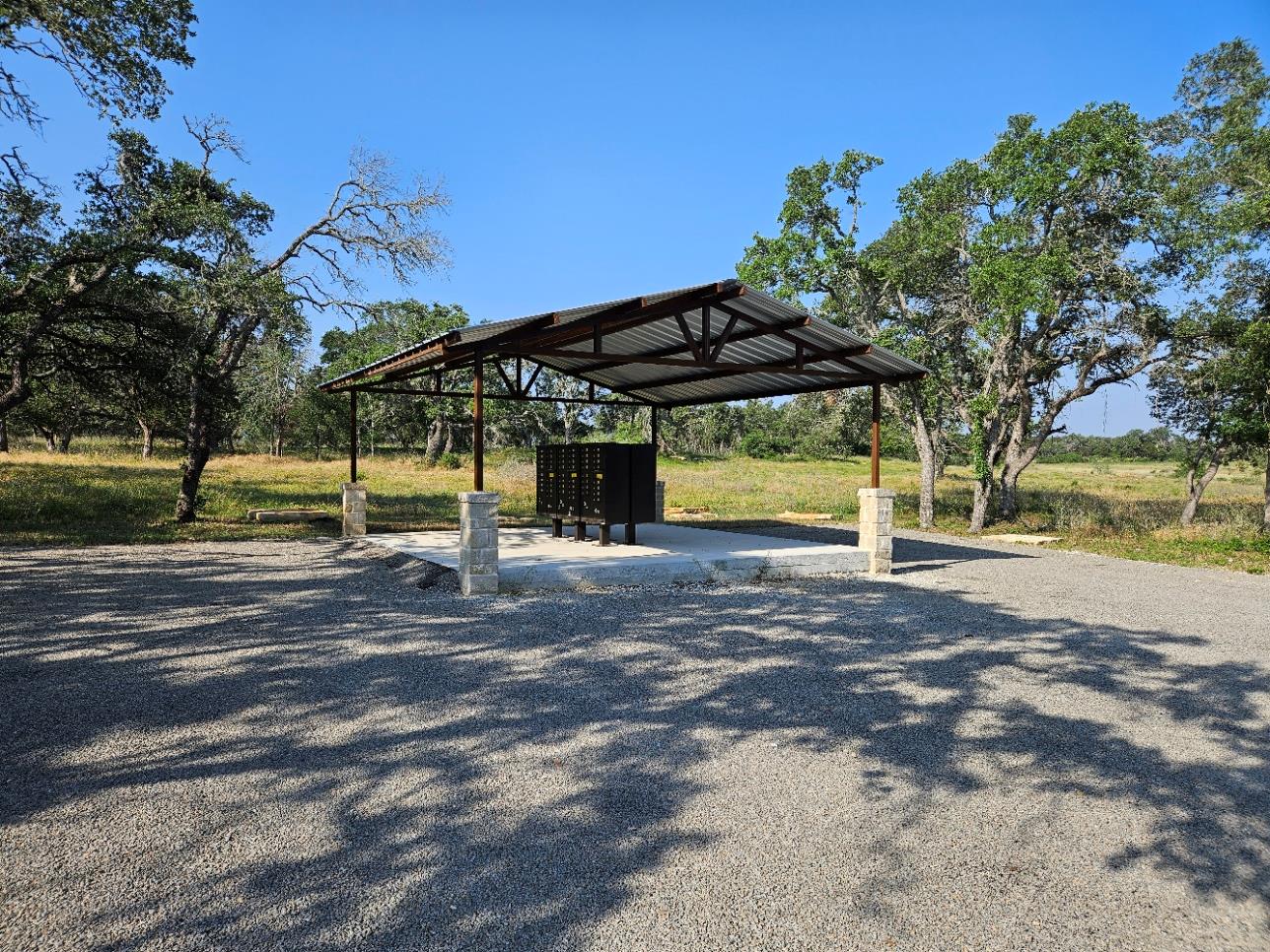 000 Windmill Ridge Drive Blanco TX 78606