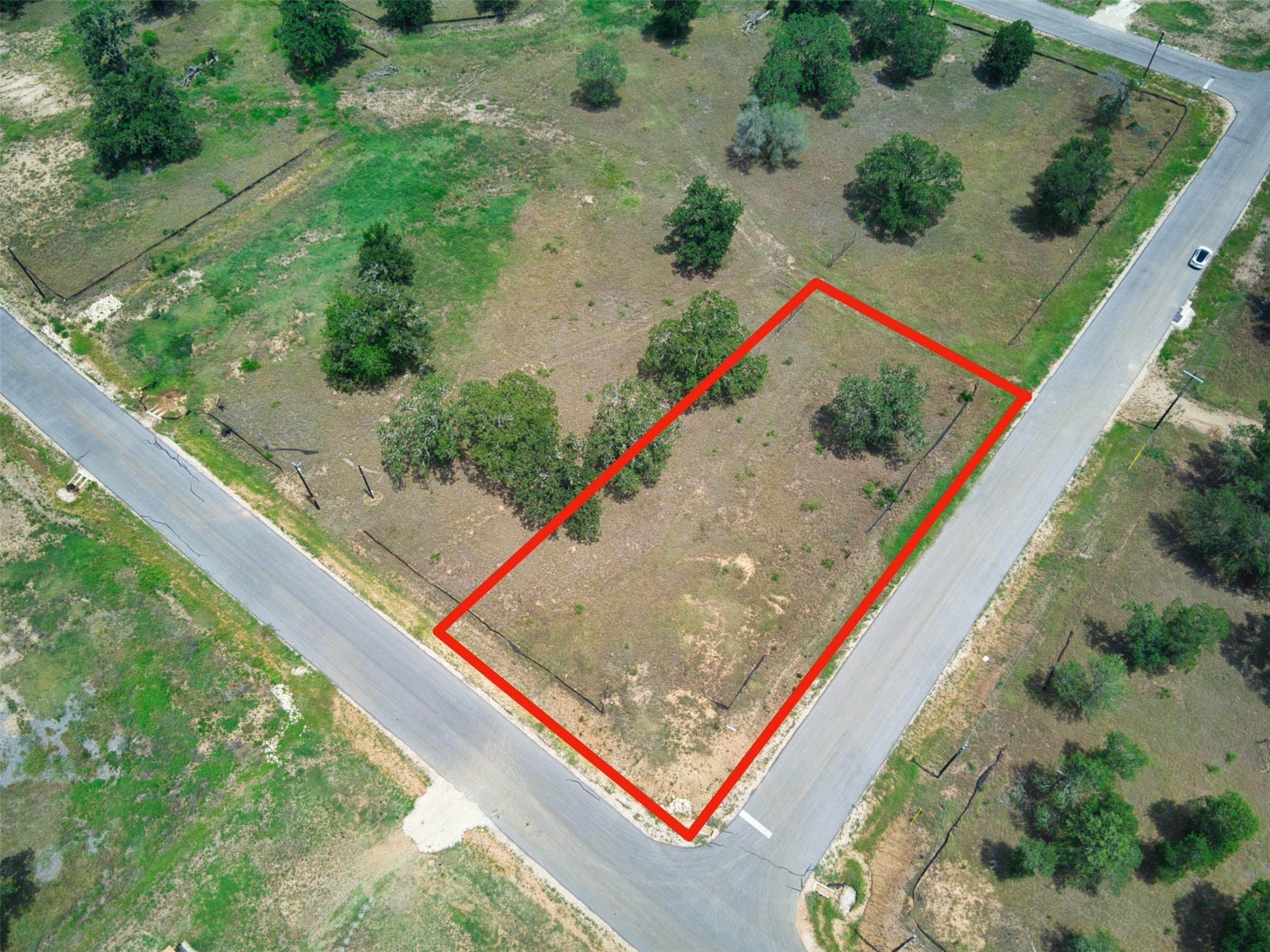 1067 Ferguson Loop Dale TX 78616