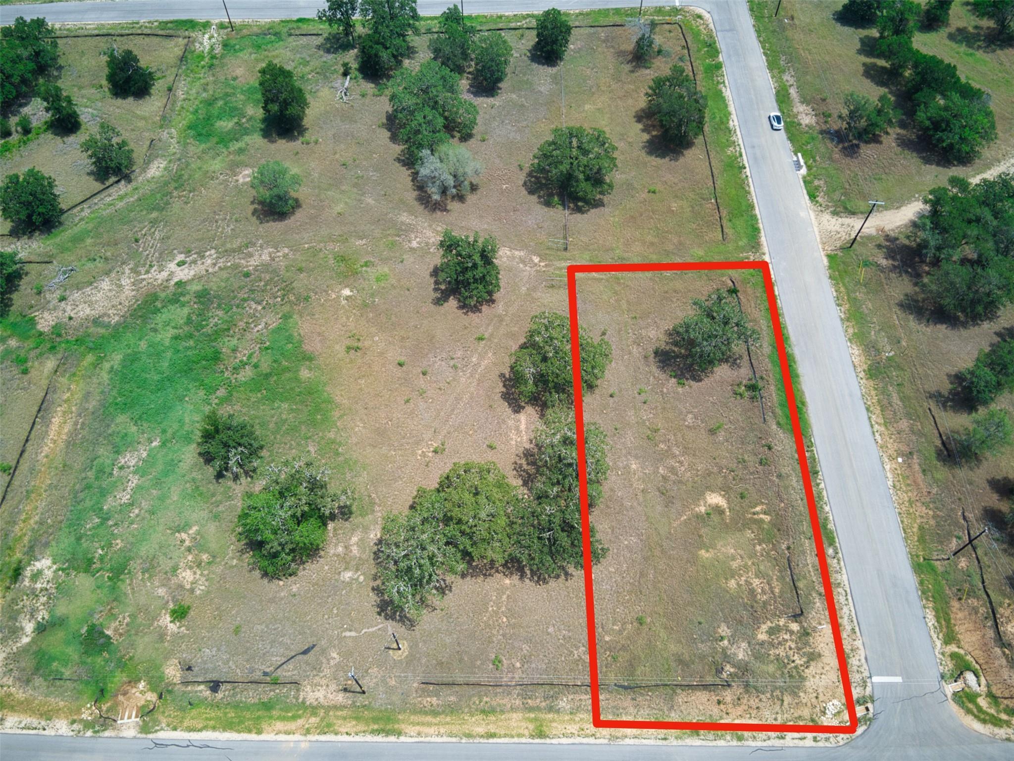 1067 Ferguson Loop Dale TX 78616
