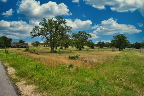 1067 Ferguson Loop Dale TX 78616